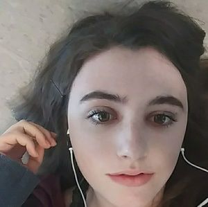 Meet your Posher, Petra